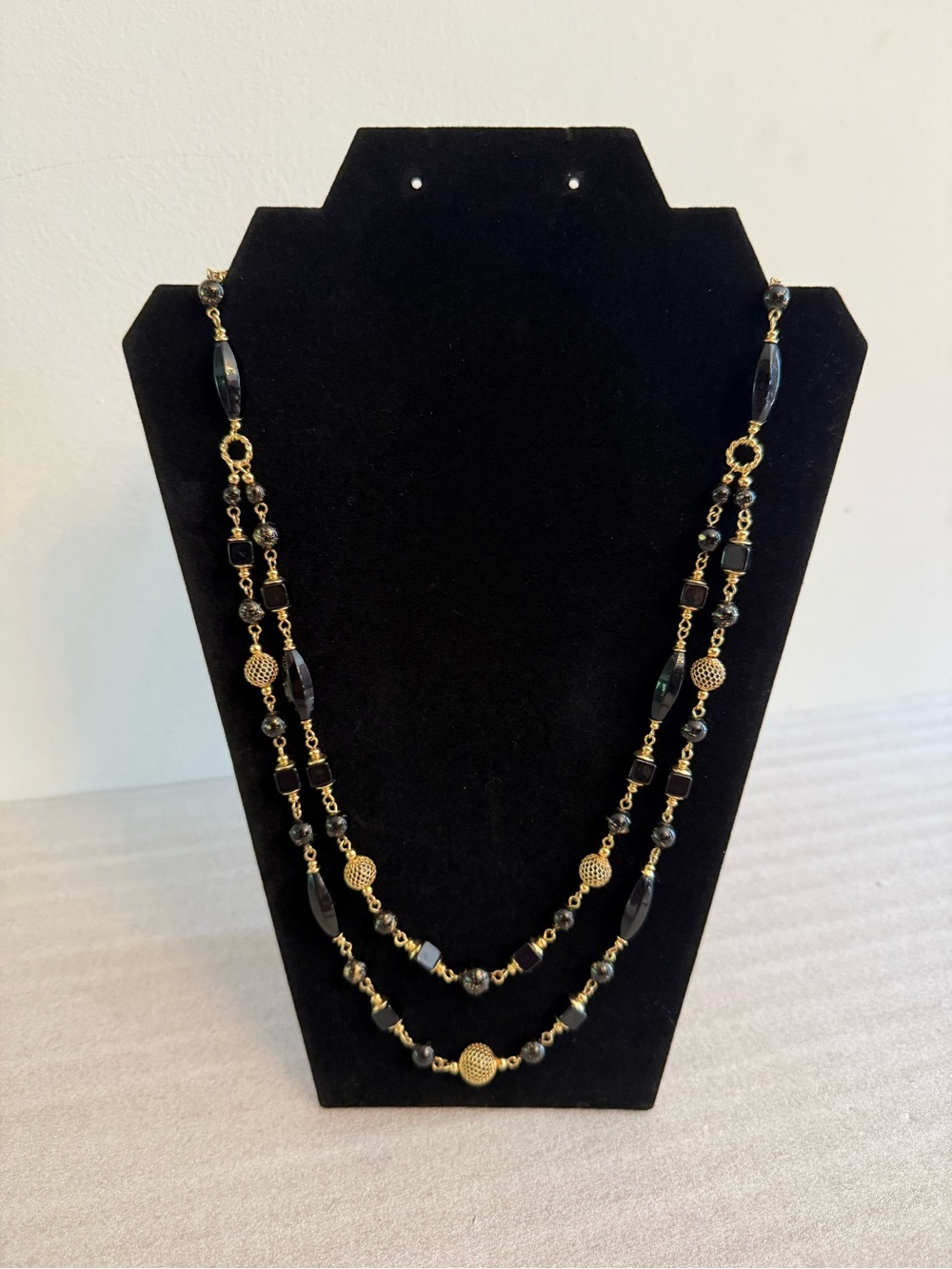 Vintage Liz Claiborne Double Strand Black & Gold Tone Necklace